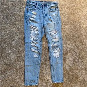 American eagle mom/boyfriend jeans